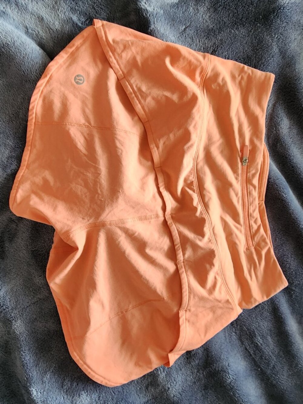 Lululemon Speed Up Shorts Womens Size 2 Coral Salmon Zip Pocket Logo Athletic - Picture 2 of 4